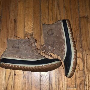 Sorel Waterproof Duck Shoes size 7